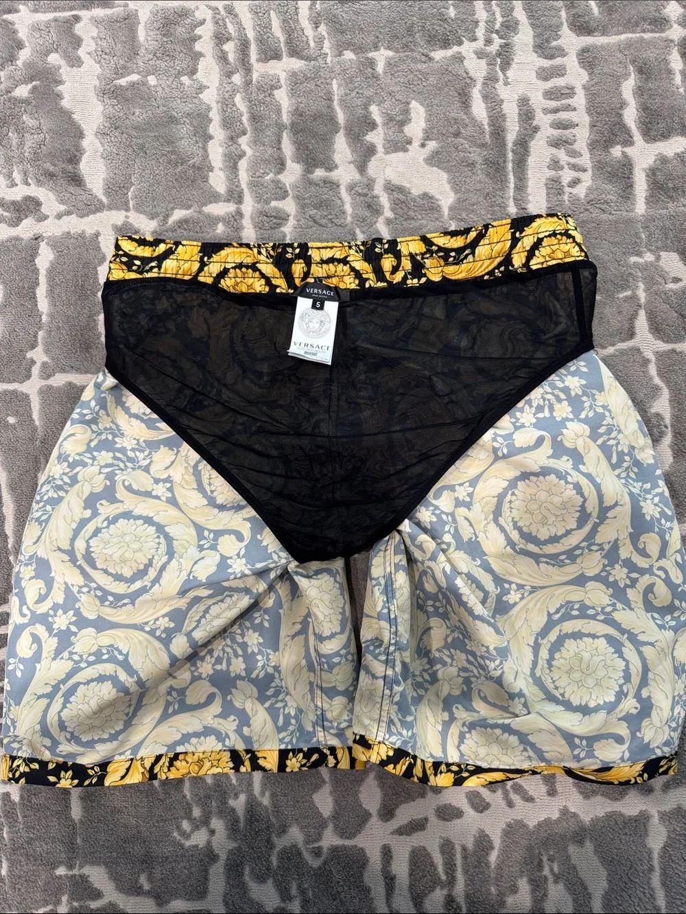Versace Men's Black & Yellow Baroque Swim Trunks size 5